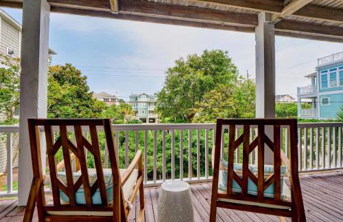 South End House | Gray Whale B by Sea Scape Properties
