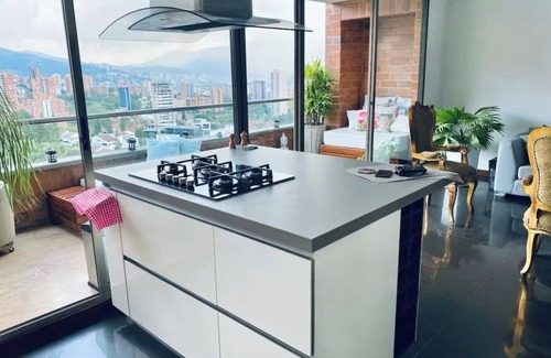El Tesoro Apartment | GREAD LOCATION, AMAZING VIEW