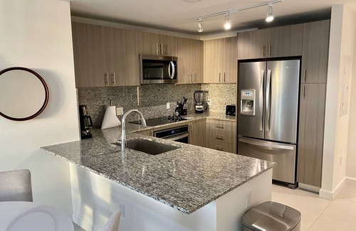 Doral Apartment | Great 18th floor view, brand new at Downtown Doral