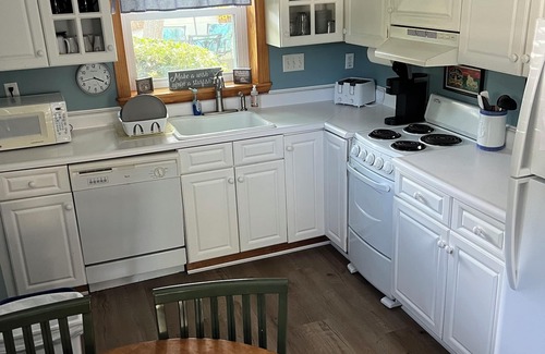 Dewey Beach Cottage | Great 2BR/1BA - 1/2 block to Beach with new fenced in patio!