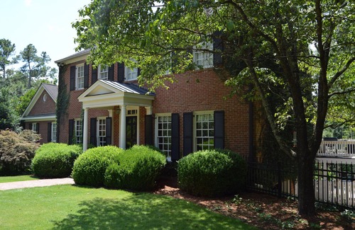 Athens House | Great 5 Points House in the Heart of Athens. Sleeps 14!