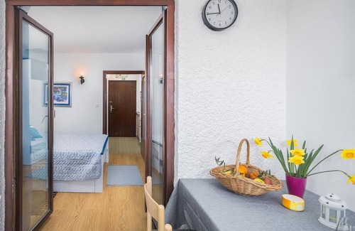 Mareda Apartment | Great compact apartment on the coast of Istria.