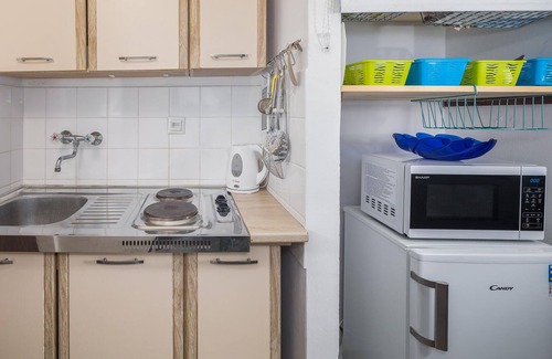 Mareda Apartment | Great compact apartment on the coast of Istria.
