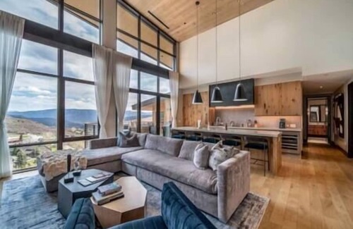 Snowmass Village Apartment | Great Condo, Snowmass Village-Amenities-Ski/In/Out