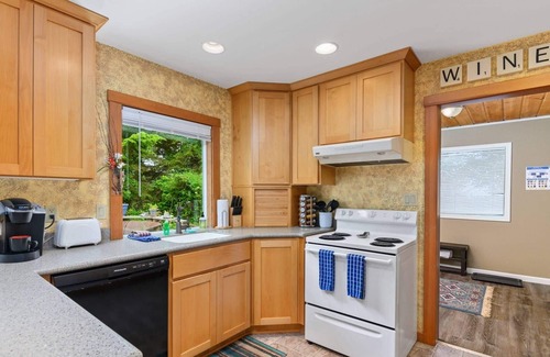 Nelscott House | Great Deals on Summer Stays!