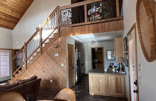Van Buren Cabin | Great Eclipse Cabin. With River Views