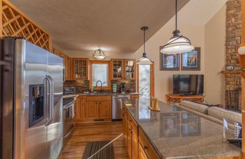 Boone House | Great Escape at Yonahlossee