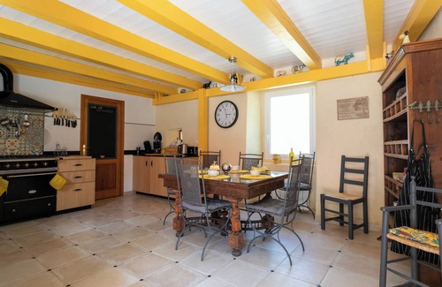 Yvignac-la-Tour Villa | great family gîte