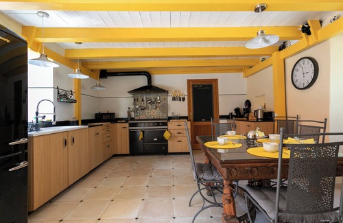 Yvignac-la-Tour Villa | great family gîte