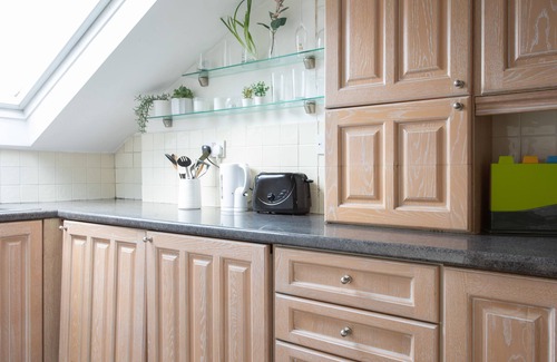 Queen's Park Apartment | Great Flat with a Fantastic Roof Terrace
