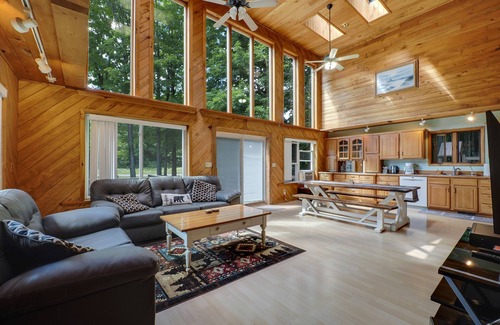 Mancelona House | Great for Families - Huge Game Room