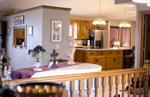 Millersburg House | Great for Friends & Families, Breathtaking View, Nature Trails, Farm Animals