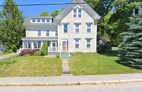 Southwest Harbor House | Great Harbor Inn Talaria Room 21