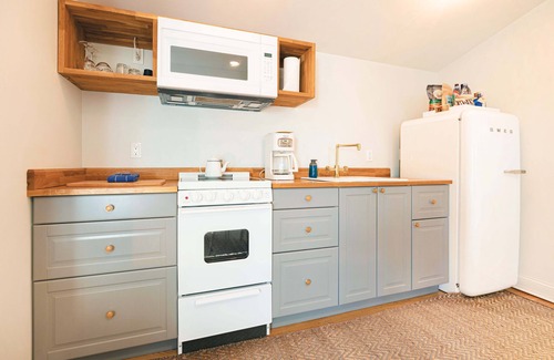 New Castle Apartment | Great Island Inn