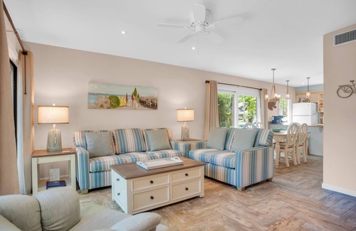Palmetto Dunes Villa | Great location! Charming villa near beach, golf & pickleball.
