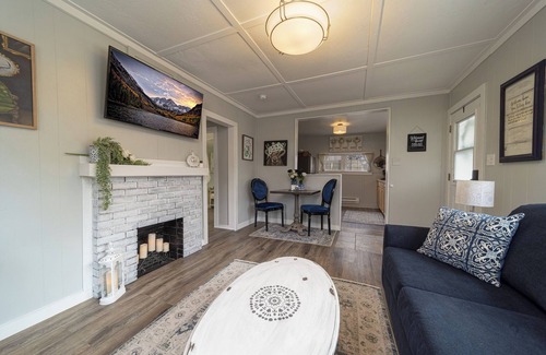 Grand Junction House | Great Location! 2 Houses for large groups!