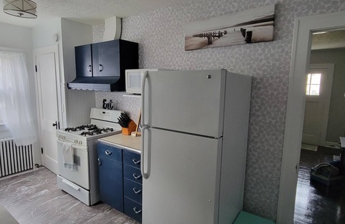 Sandusky House | Great Location - 3 miles to Cedar Point Park, 2.8 miles to CP Sports Force Park