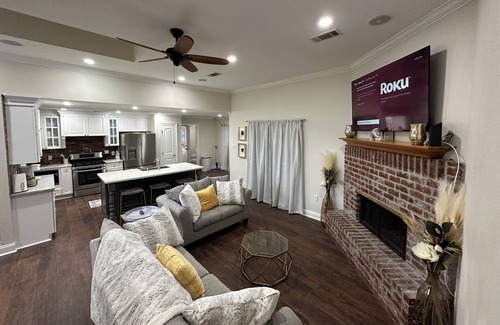 Denham Springs House | Great Location 5 mins from 1-12