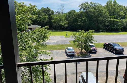 Auburn Apartment | GREAT LOCATION FOR ALL OF AUBURNS SPORTS!