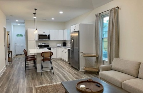 Ono Island House | Great location! Minutes to beach and stores. Clean and Quiet. Fun pingpong table