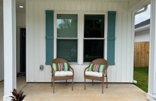 Ono Island House | Great location! Minutes to beach and stores. Clean and Quiet. Fun pingpong table