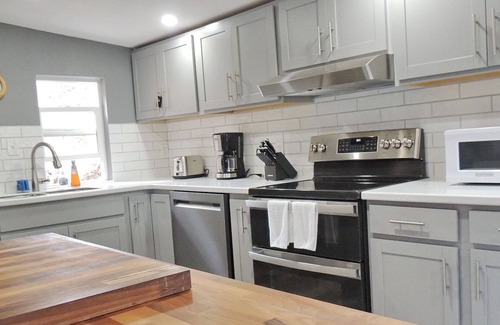 Estes Park House | Great Location, Spectacular Mountain Views and gas firepit! #3306