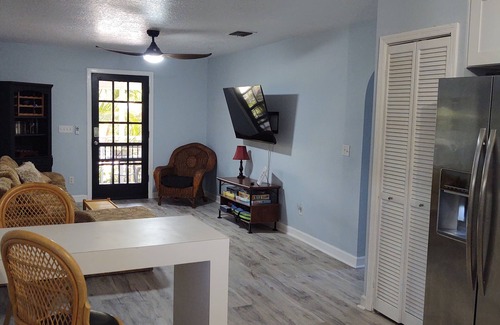 Angell City Cottage | Great location. Ten minutes from Beach. Peaceful retreat!