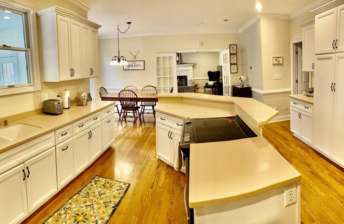 Evans House | Great Masters Rental. Very private! 15 minutes to Augusta National. With pool.