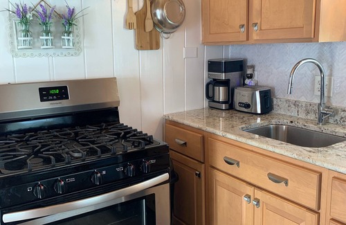 North Sebago Cottage | GREAT Newly Renovated Sebago Lake- short walk to Nason`s beach🏠🏖🚗