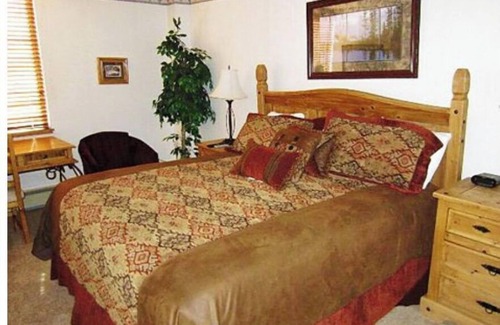 Frisco Hotel | Great place for a ski adventure, meeting new friends and connecting with others.