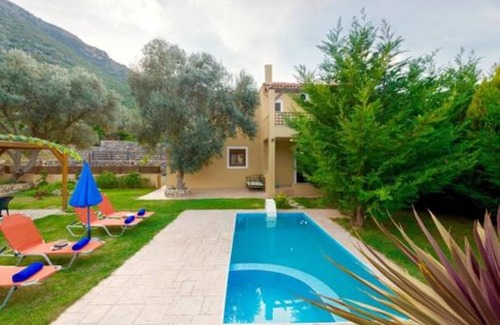 Geropotamos House | Great place for large groups and families