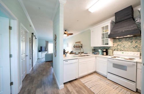 Seagrove Beach Condo | Great rates for a fall 30A beach getaway!