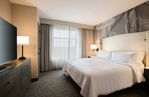 Berkeley Heights Hotel | Great Relaxing Overnight Stay! 2 Spacious Units, Indoor Pool, Free Breakfast!