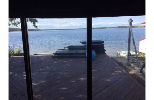 Bonnyville Cabin | Great Rustic 4 Beds Beach Front Cabin