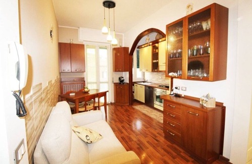 Como Apartment | Great solution to reach the city center and Switzerland.