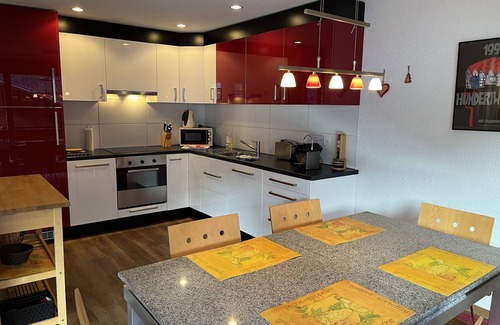 Grindelwald Apartment | Great Views, Great Location, modern & cozy Apartment (renovated 2022)