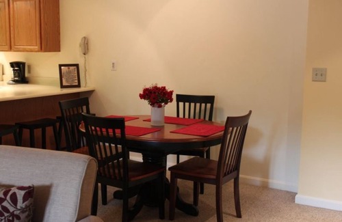 Lincoln House | Great views of Loon Mt from this family vacation condo at the Nordic Inn Resort.