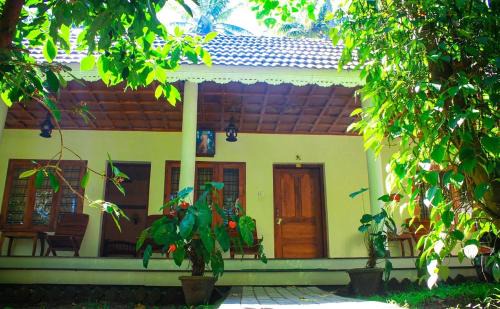 Kumily Bed & Breakfast | Green Court Cottages