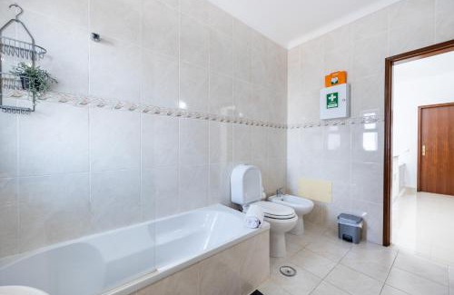 Budens House | Green Diamond Budens