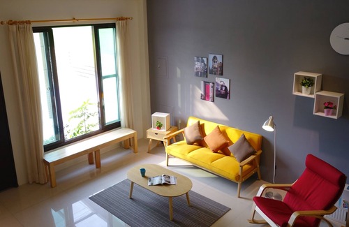 Luodong House | Green Field & Sunshine