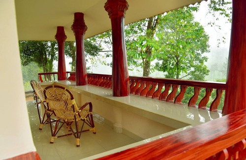 Vayittiri Villa | Green Garden Rose Villa - Double Bed Room Villa