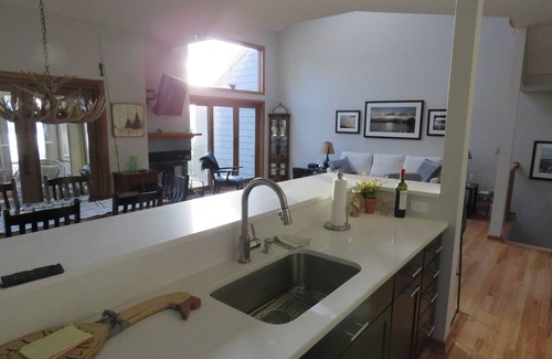 Lake George House | Green Harbour overlooking Lake George