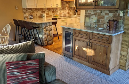Manchester Center Condo | Green Mountain Retreat