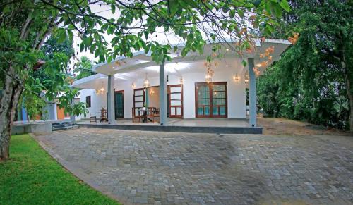 Bope-Poddala Hotel | Green Residencies