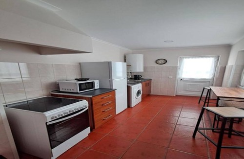 Angra do Heroismo Apartment | Green Sea House