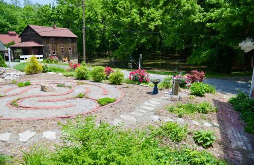 Elsah Bed & Breakfast | Green Tree Inn