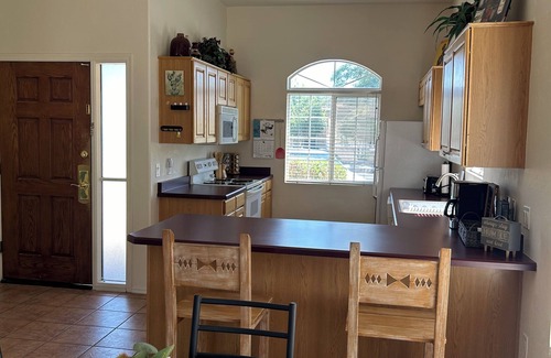 San Ignacio Vistas House | Green Valley Get Away