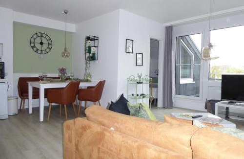 Winterberg Apartment | Greenflair Winterberg Ferienwohnung 5 Pers Pool Sauna Wifi near Bikepark