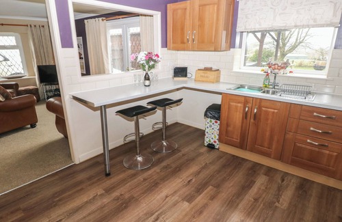 Narberth Cottage | GREENHAVEN, pet friendly, character holiday cottage in Narberth