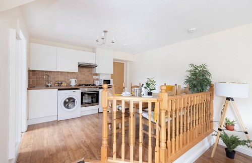 Kelty House | Greenknowes Entire Private Estate